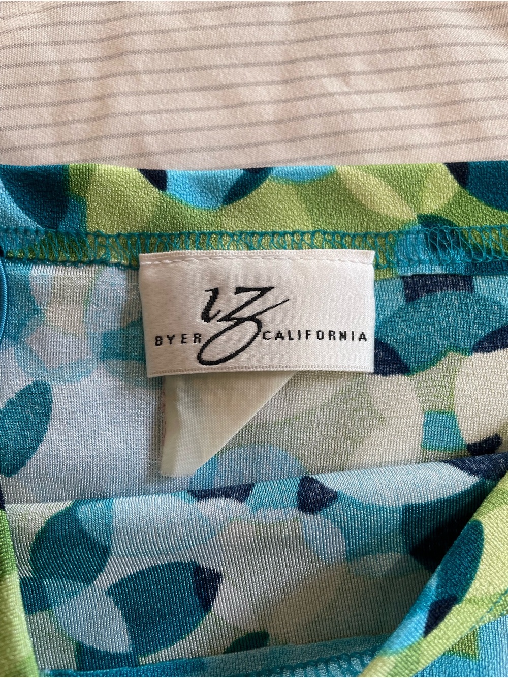 Y2K IZ Byer tank top - Picture 2 of 4